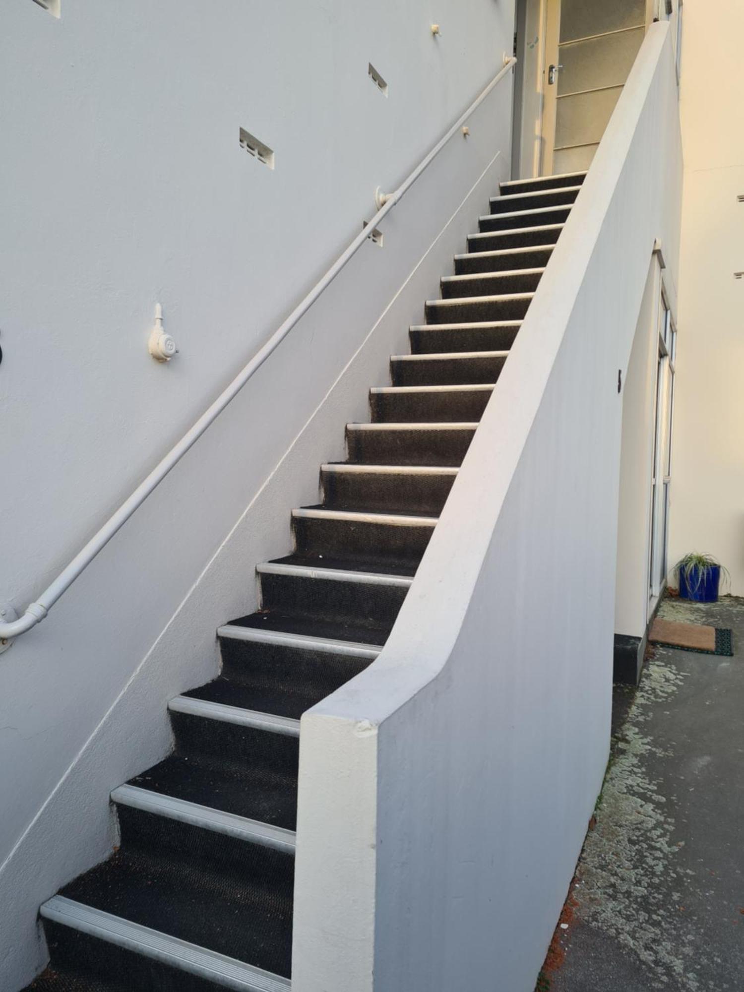 Art Deco Beauty On The Bay Hill Apartment Timaru Exterior photo